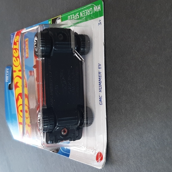 GMC Hummer EV Hot Wheels 2022 Green Speed - Picture 14 of 17